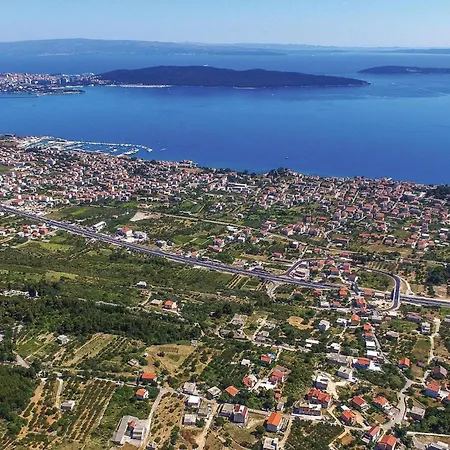 Lovely In Kastel Kambelovac With Sauna Kastela